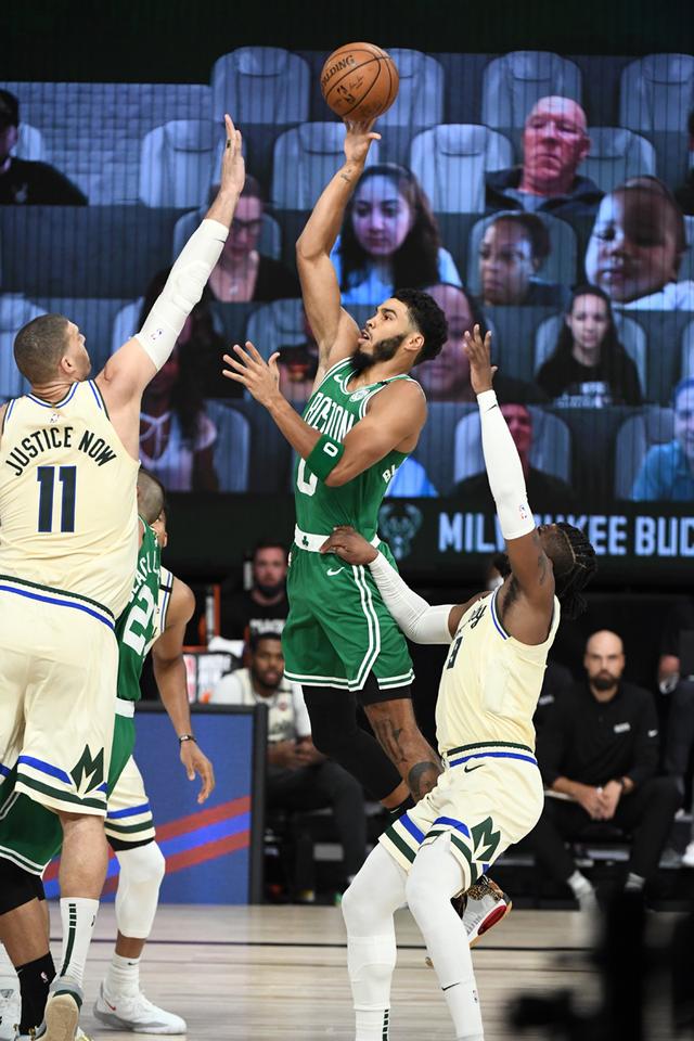 克罗地亚两 克罗地亚两