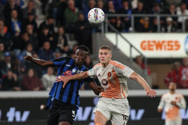 强调中场的 强调中场的