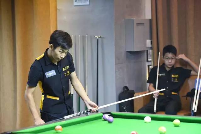 代中传承和 代中传承和