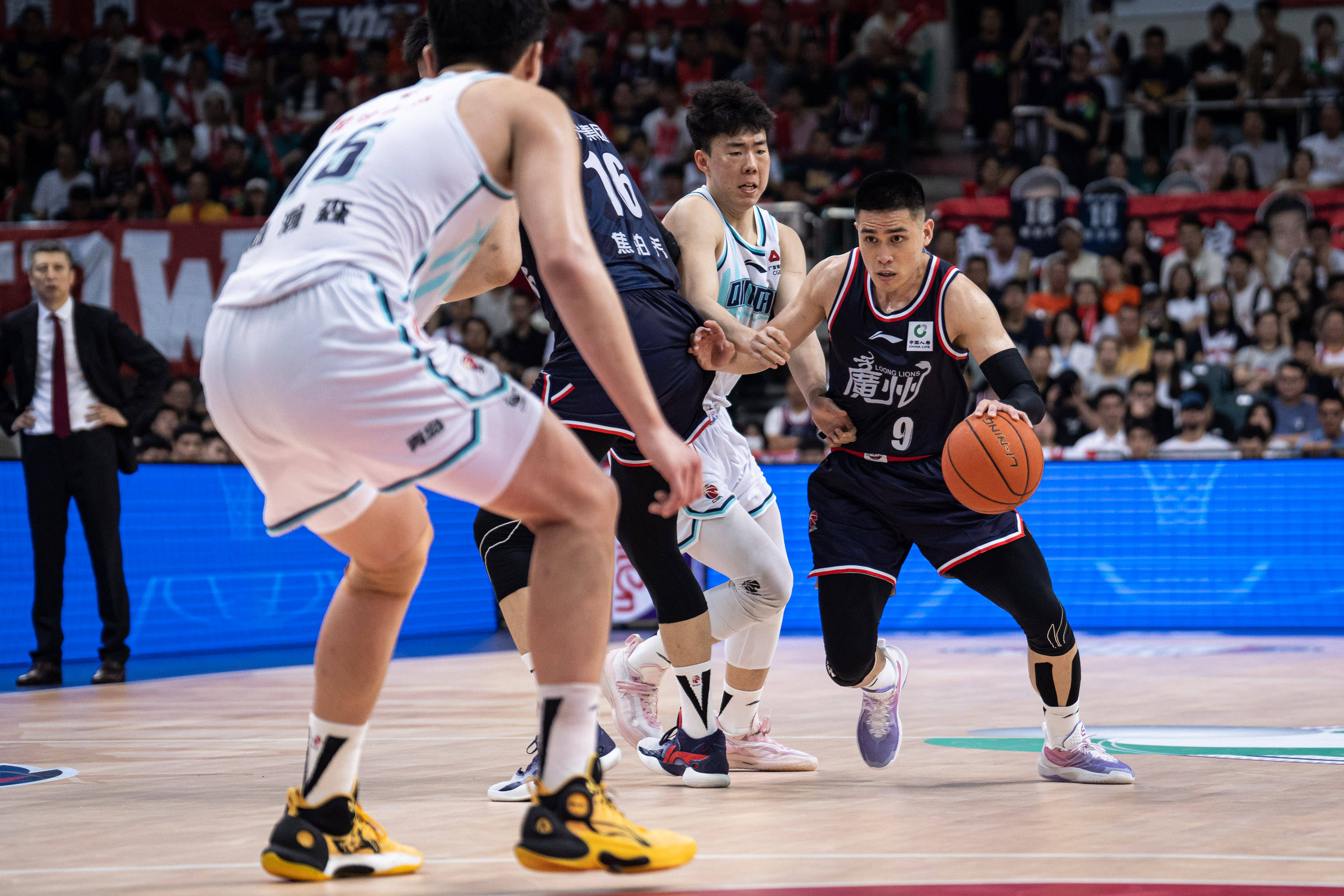 地反击的决 地反击的决